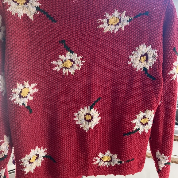 Sweater - Picture 5 of 7